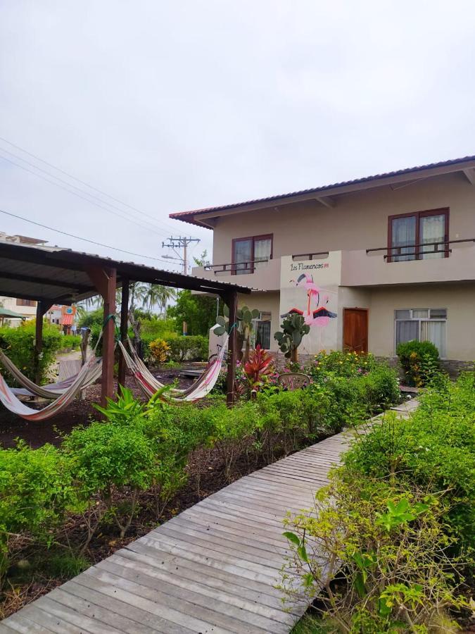 Hostal Los Flamencos Puerto Villamil Exterior photo